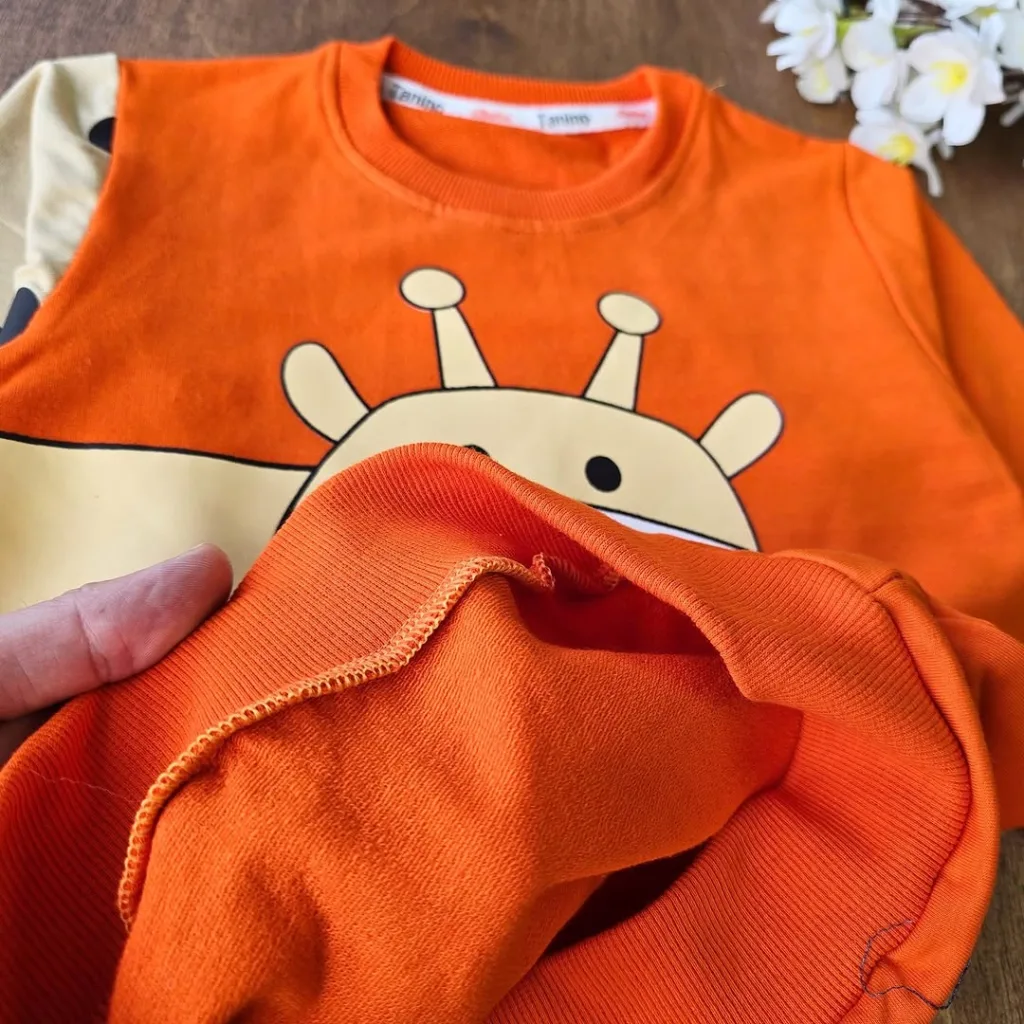 بلوز شلوار زرافه baby سایز 45،50 کد 4104