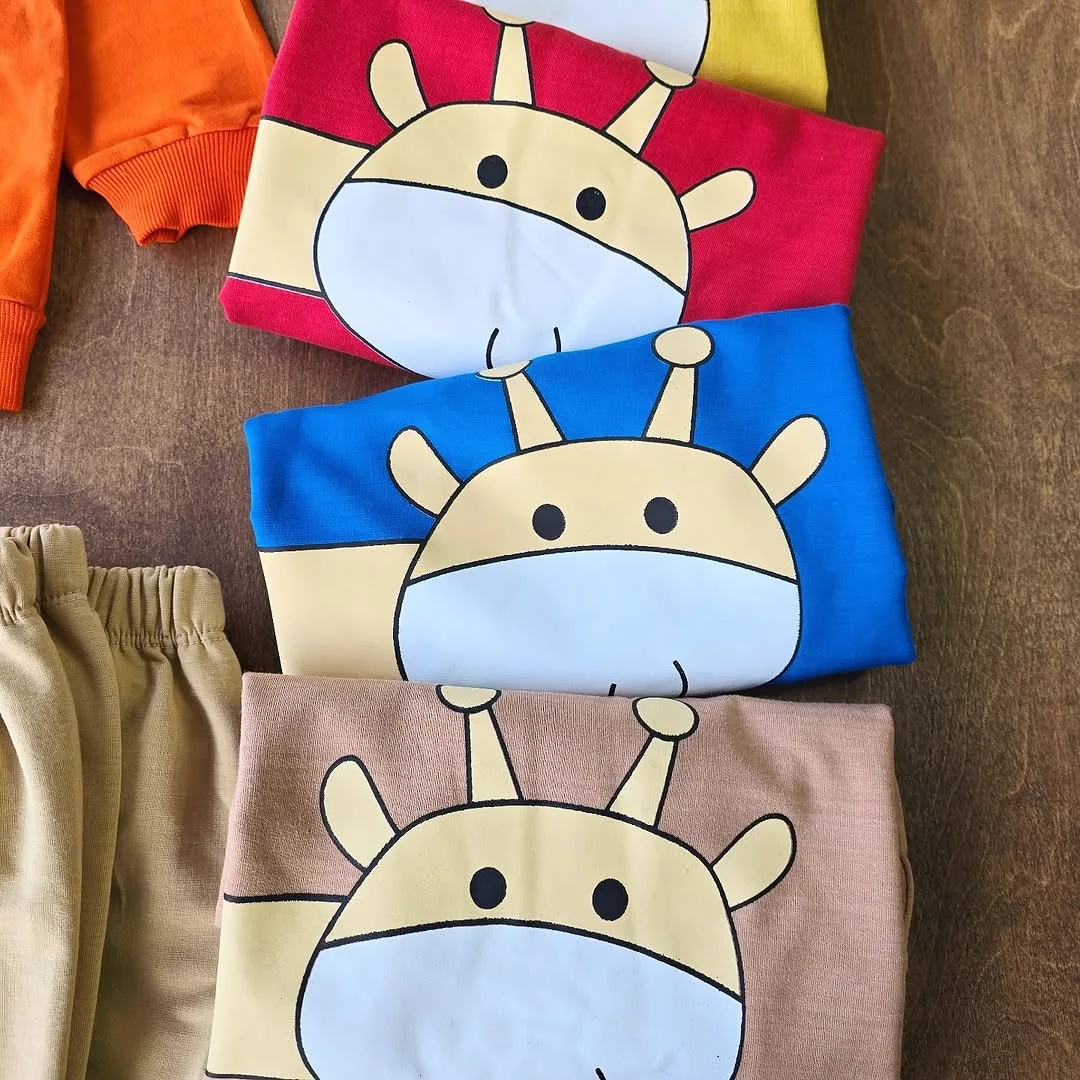 بلوز شلوار زرافه baby سایز 45،50 کد 4104