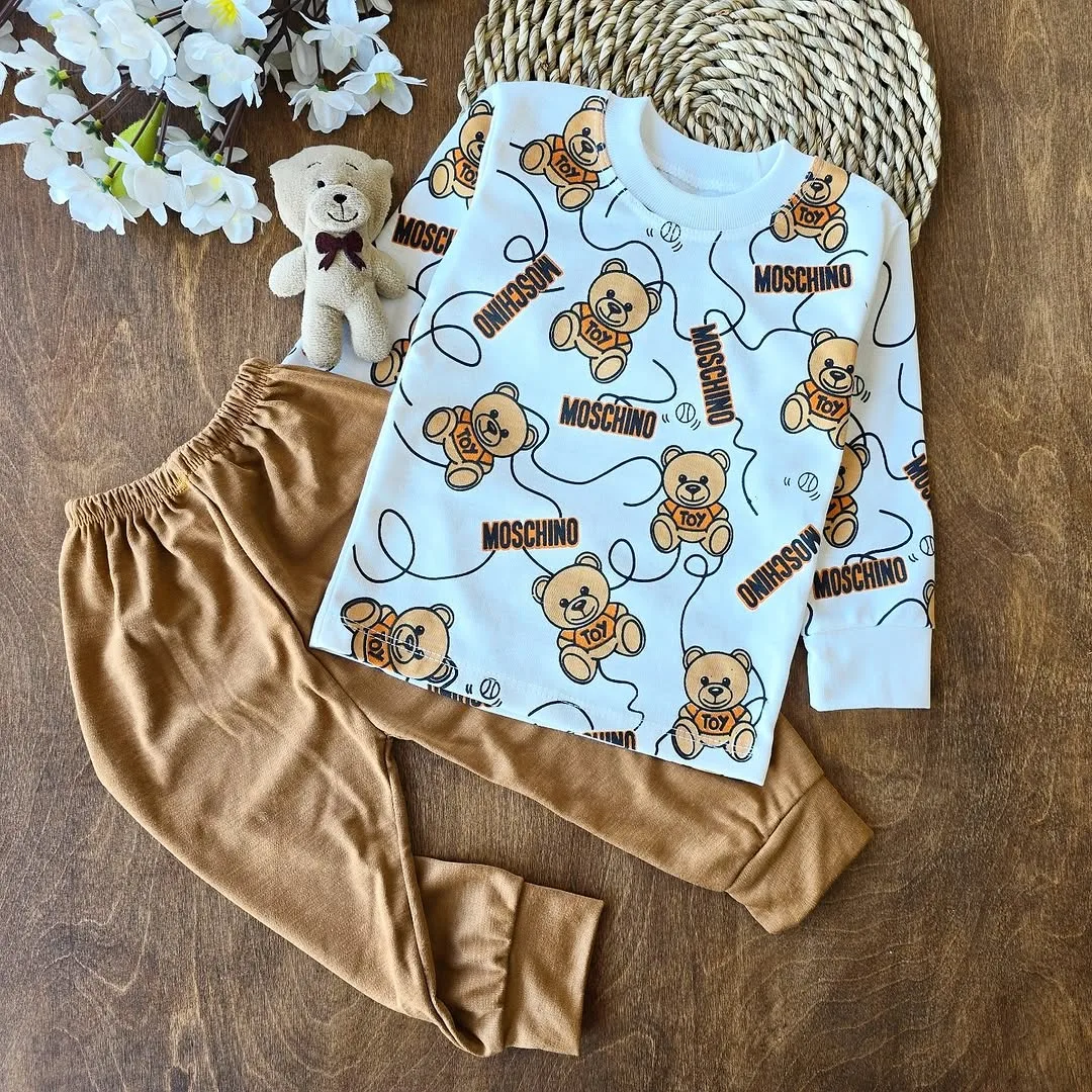 بلوز شلوار خرس موسچینو سایز 4 تا 6 کد 2827