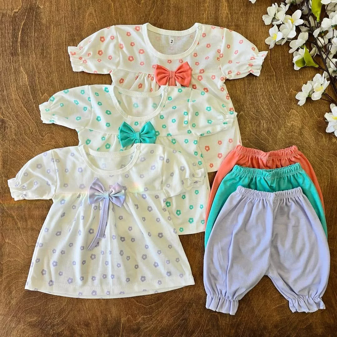 سارافون شلوارک گل ریز پاپیون دار سایز ۲ تا ۴ کد ۴۷۹۲