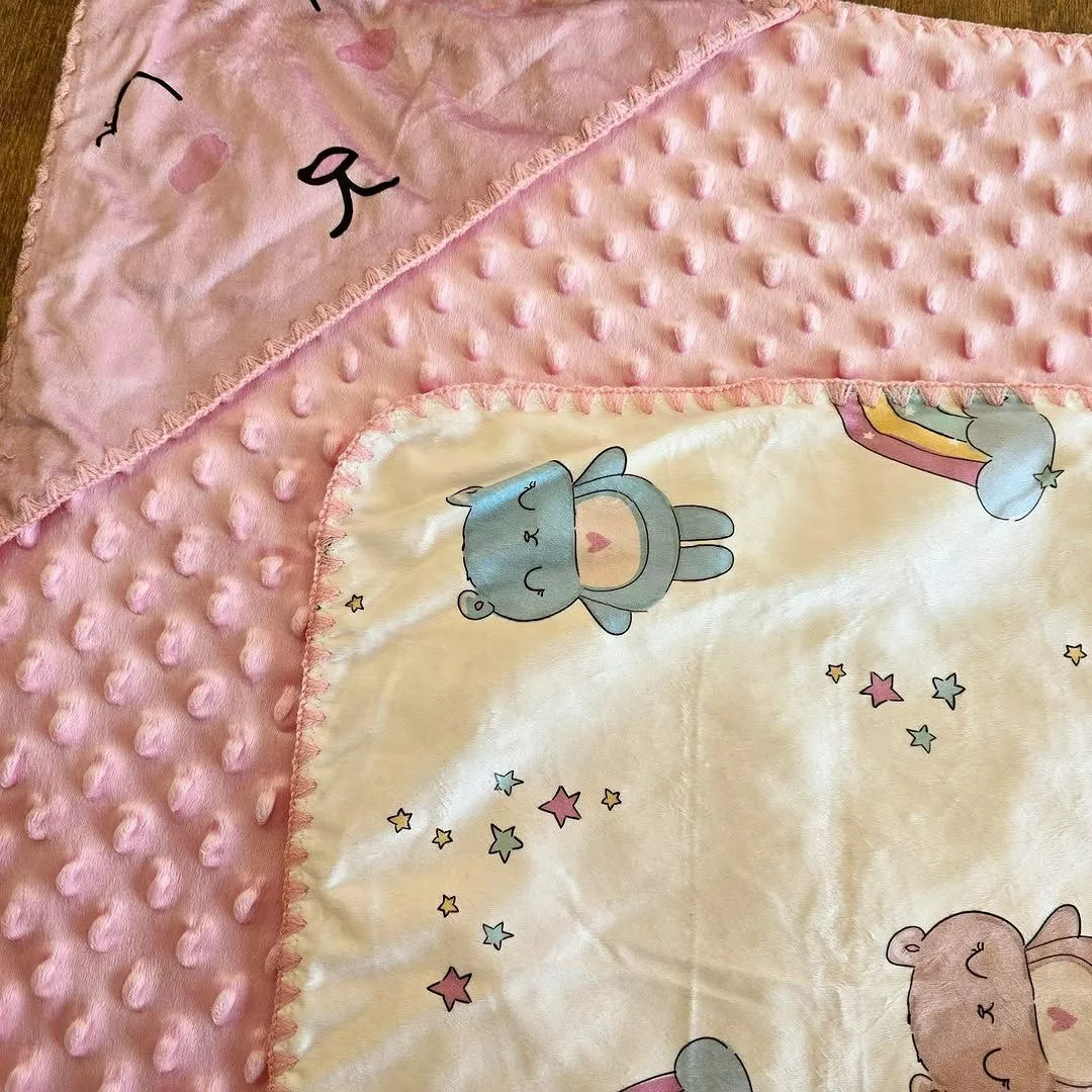 پتو دورپیچ مخمل کنار گلدوزی کد ۵۰۱۳