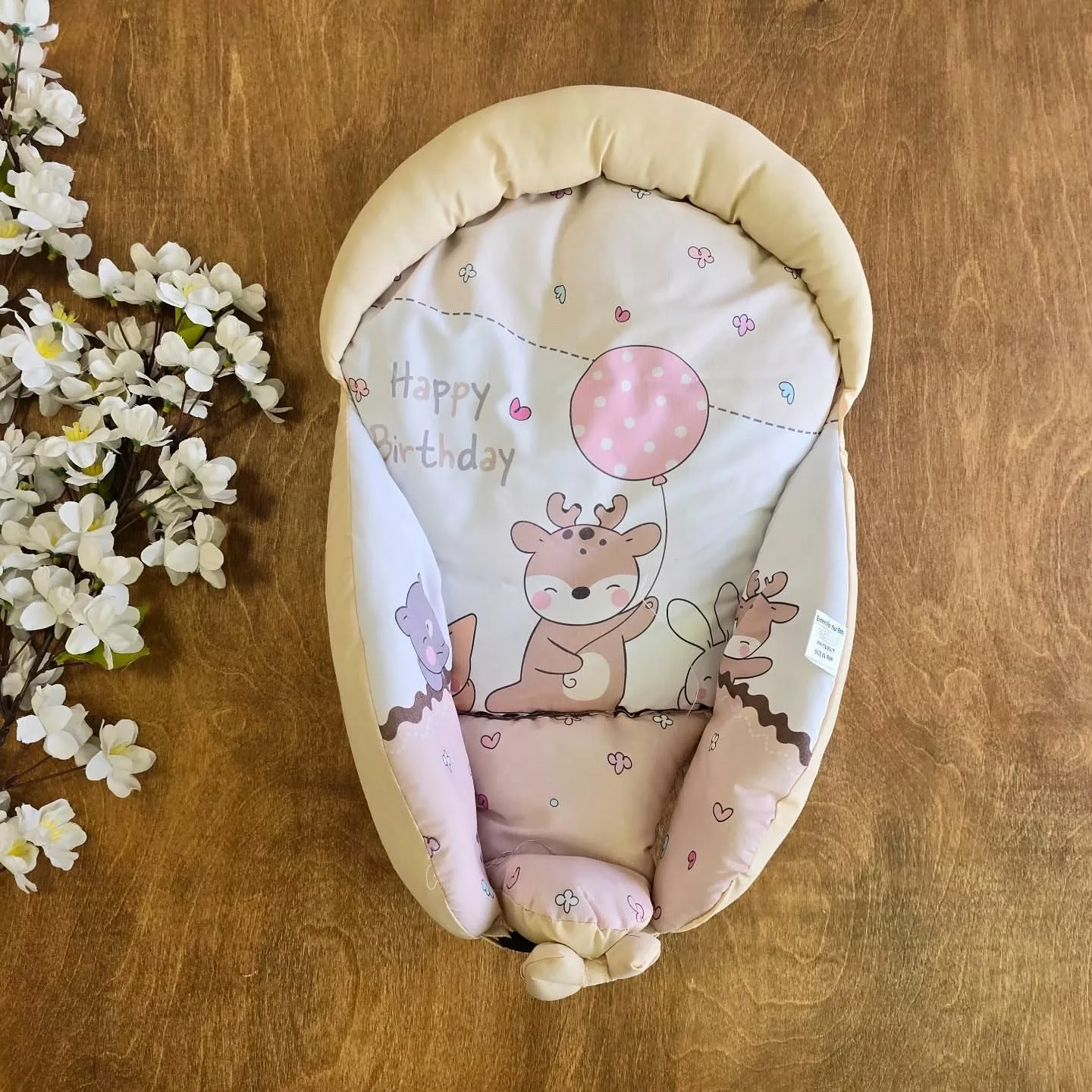 قنداق سوئیسی کرمی – آغوشی نوزاد کد 2749