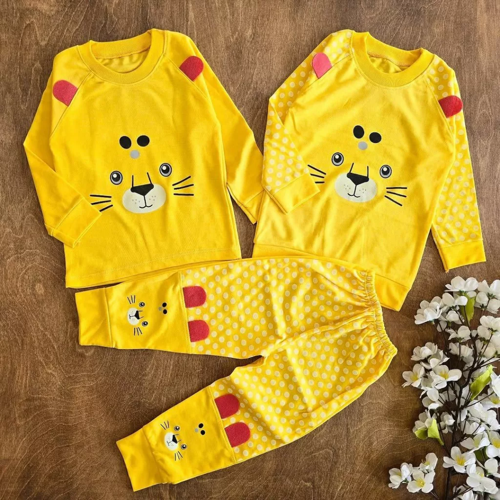 بلوز شلوار ببر گوش دار خالخالی سایز ۳۵،۴۰ کد ۴۹۴۸