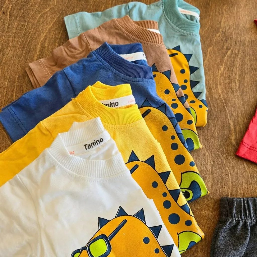 تیشرت شلوارک دایناسور گیتاری سایز ۳۵،۴۰ کد ۴۹۵۳