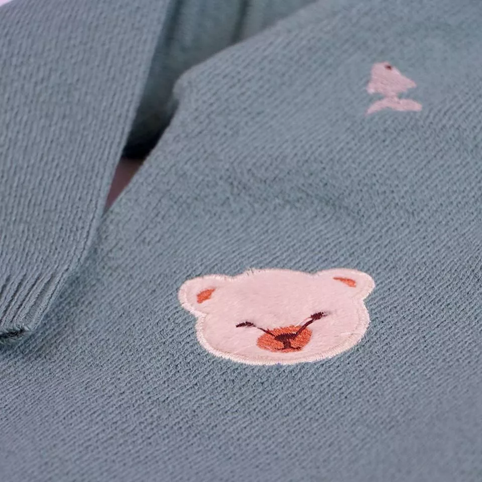 بلوز بافت گپ طرح camp سایز ۳۵،۴۰ کد ۵۰۹۷