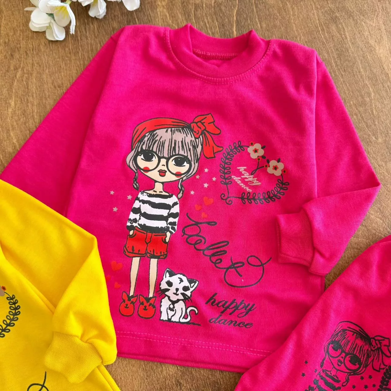 بلوز شلوار دختر عینکی و پیشی سایز ۴ تا ۶ کد ۵۲۰۷