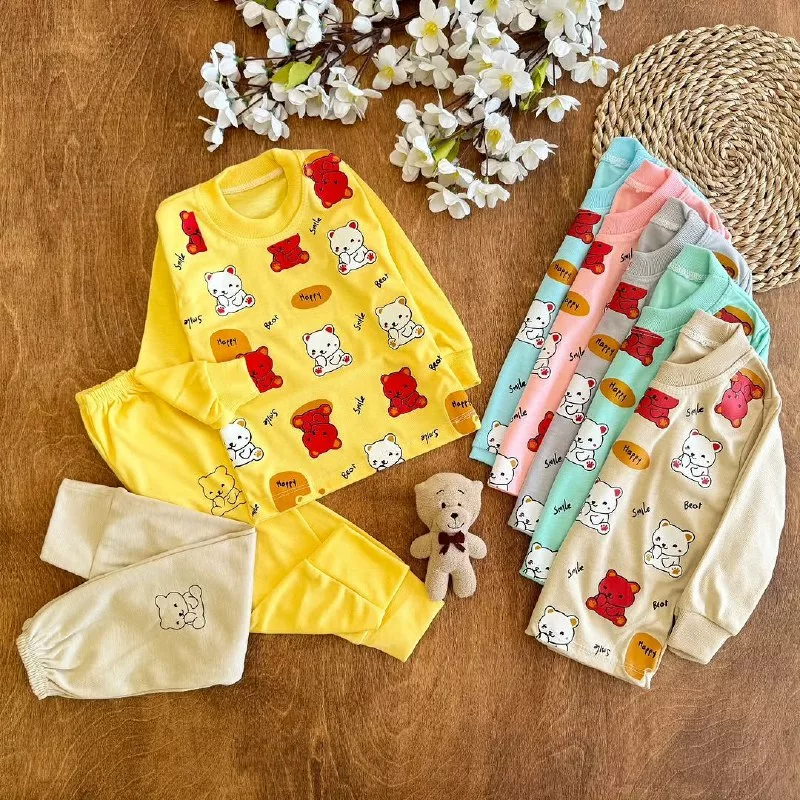 بلوز شلوار خرس سفید قرمز سایز ۴ تا ۶ کد ۵۲۳۵