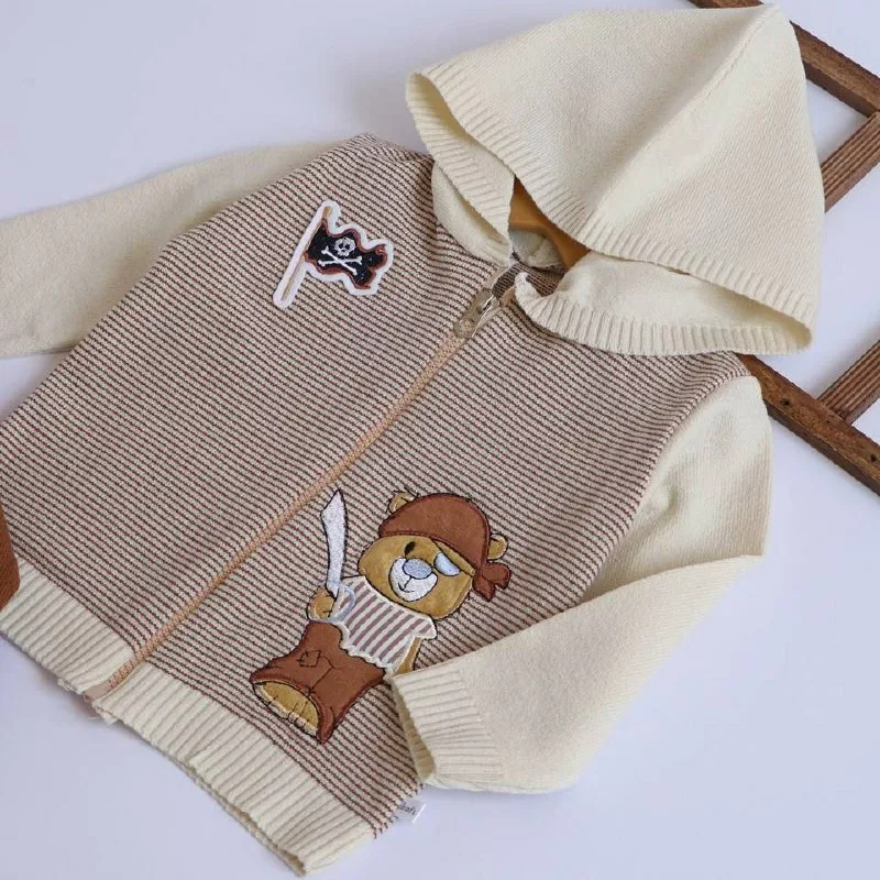 بافت سویشرتی دزد دریایی سایز ۳۵ تا ۵۰ کد ۵۲۳۲