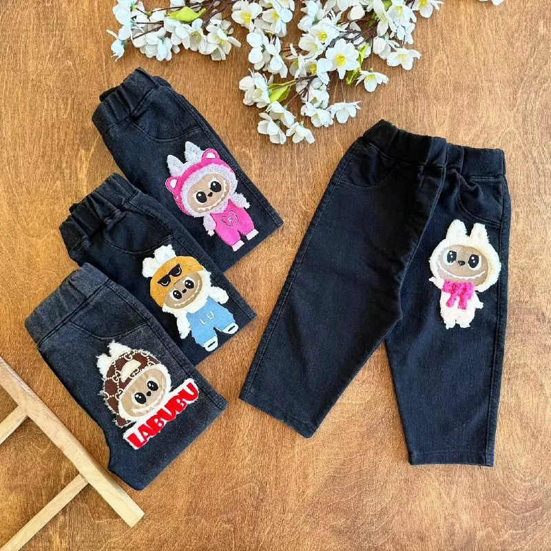 شلوار لی طرح لبوبو پشمالو ذغالی سایز ۴۰ تا ۵۵ کد ۵۲۲۸