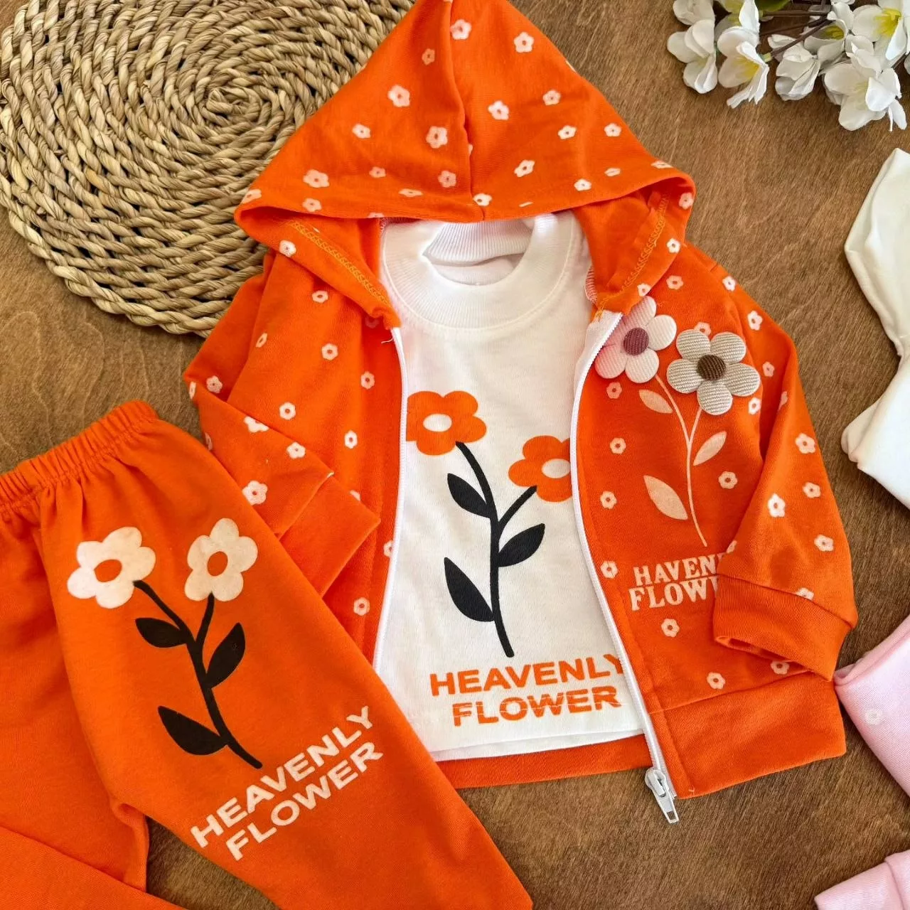 ست ۳ تکه سویشرت شلوار شکوفه سایز ۲،۳ کد ۵۳۱۳