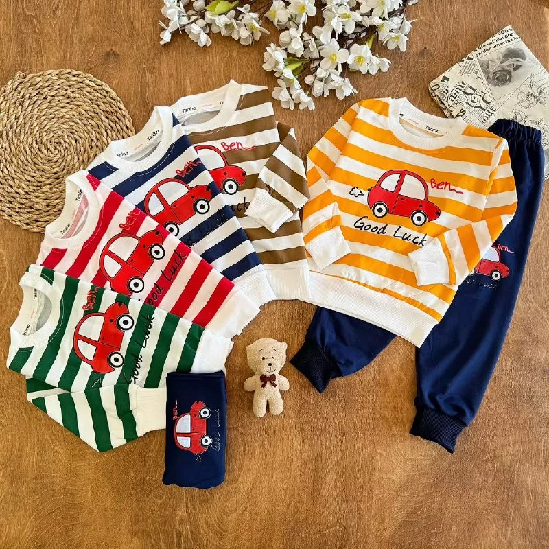 بلوز شلوار راه راه طرح ماشین سایز 35 تا 45 کد 5302