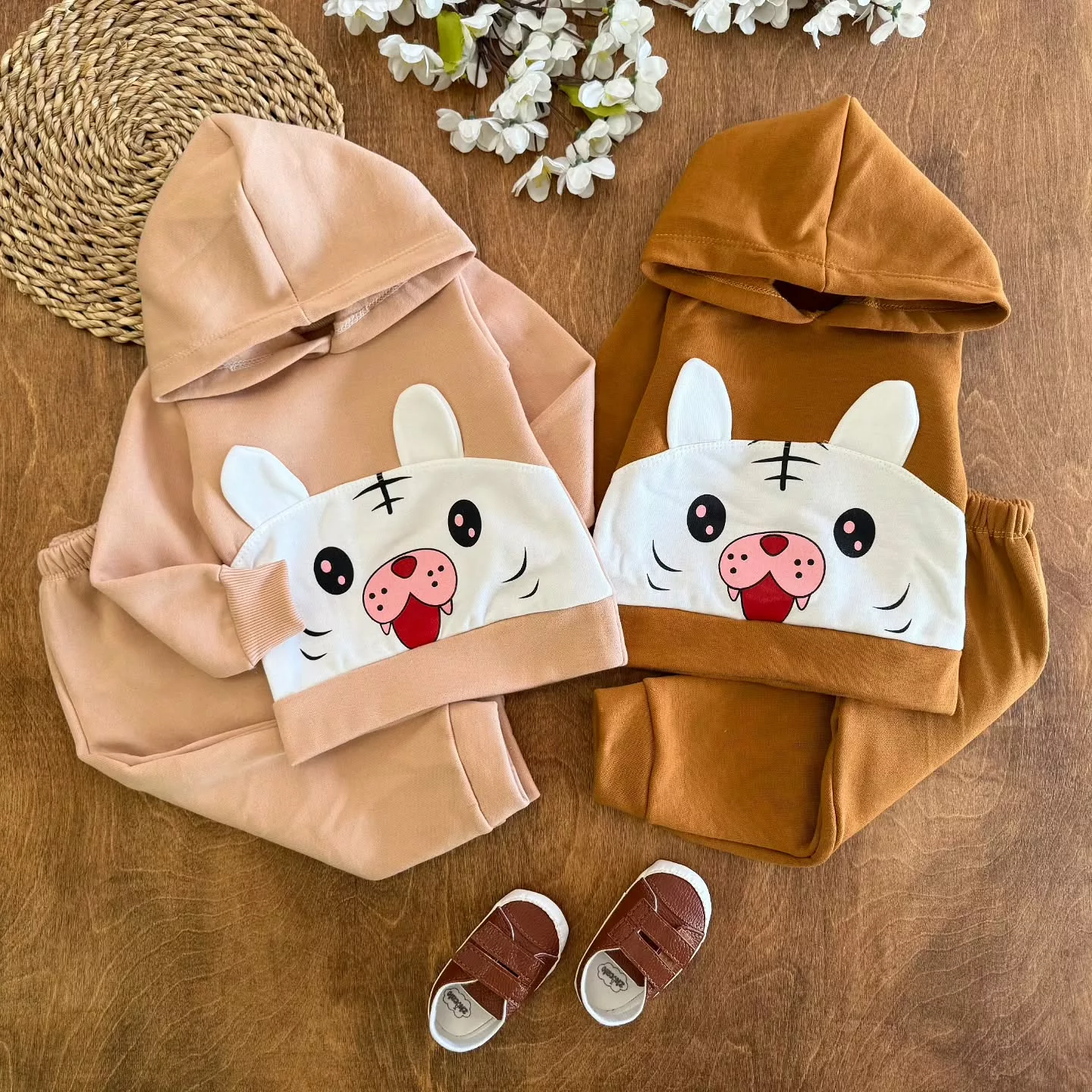 هودی شلوار توکرکی ببر گوش دار سایز 35،40 کد 3845