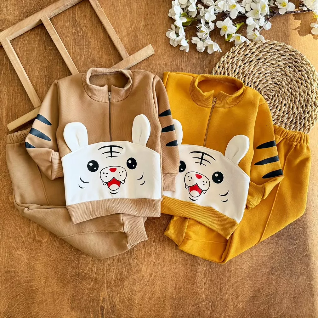 بلوز شلوار نیم زیپ توکرکی ببر گوش دار کد 2514