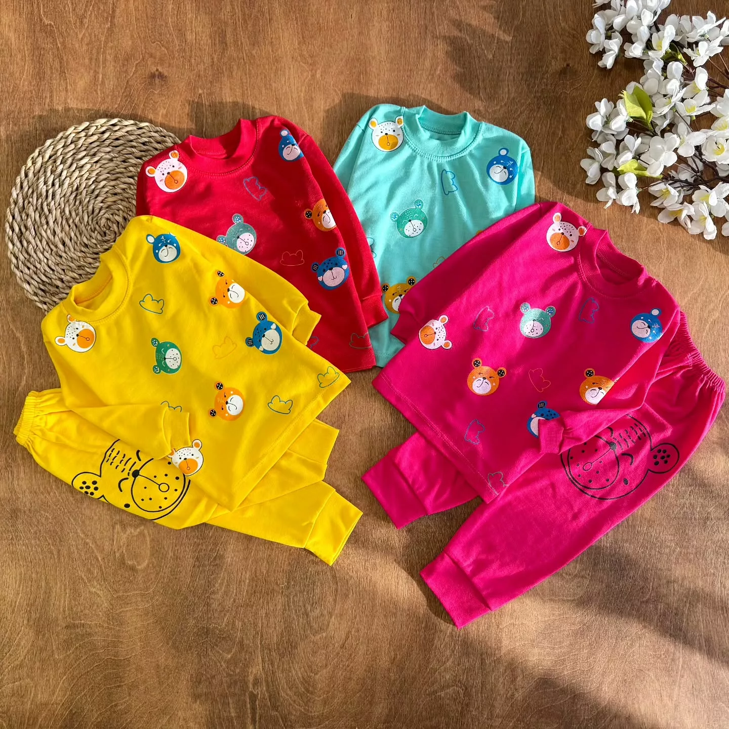 بلوز شلوار کله خرس رنگارنگ (پررنگ) سایز ۴ تا ۶ کد ۴۸۲۳