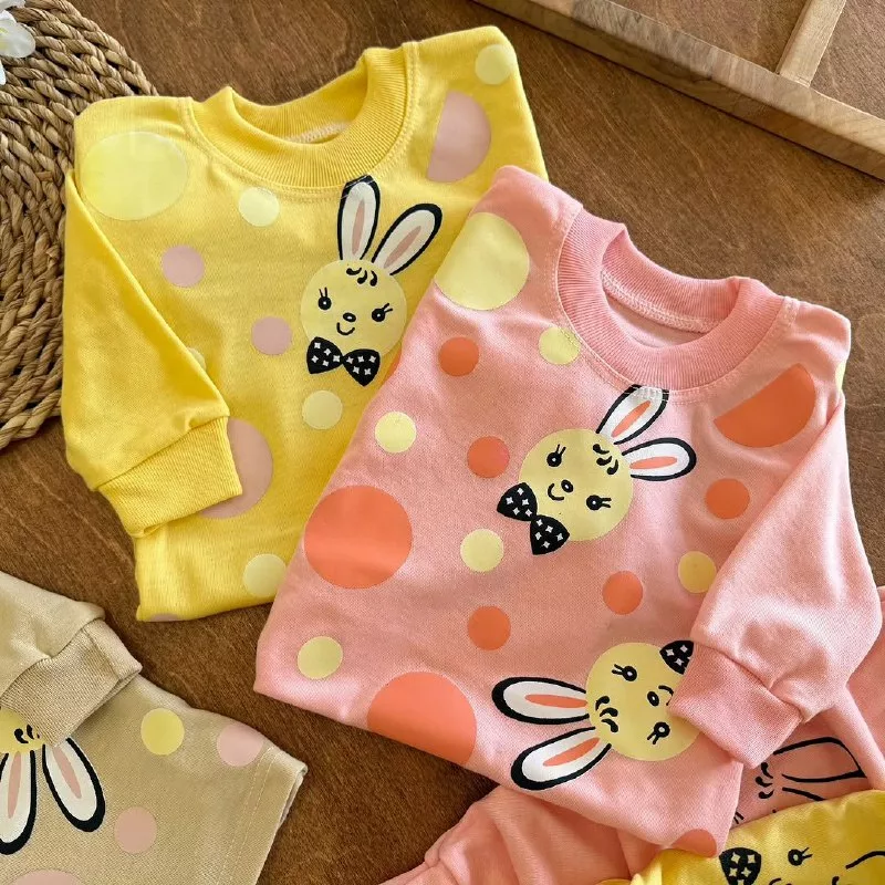 بلوز شلوار طرح خرگوش توپ توپی سایز ۴ تا ۶ کد ۵۲۹۰