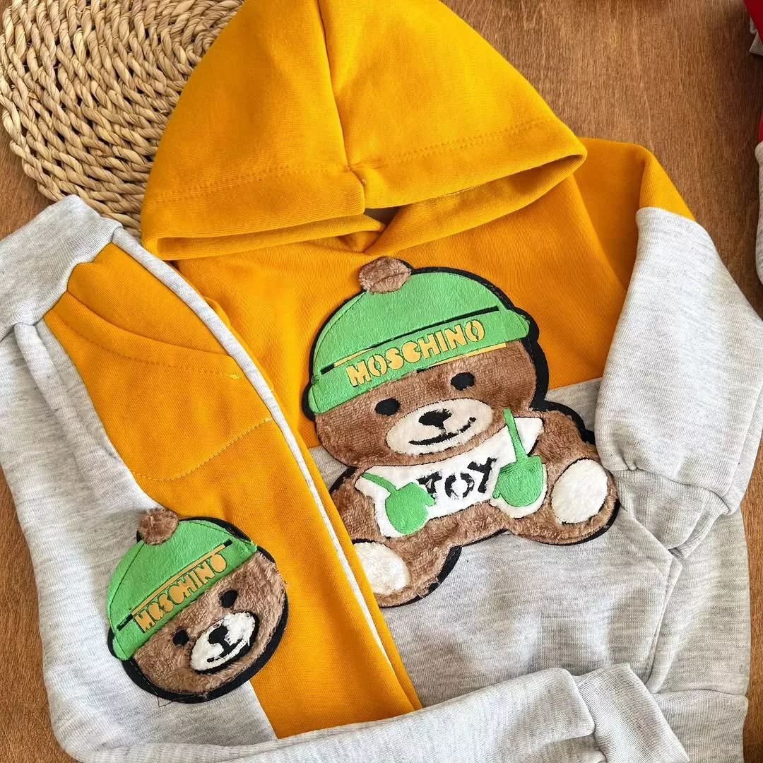 هودی شلوار توکرکی خرس موسچینو سایز ۴۰ تا ۵۵ کد ۵۲۵۵