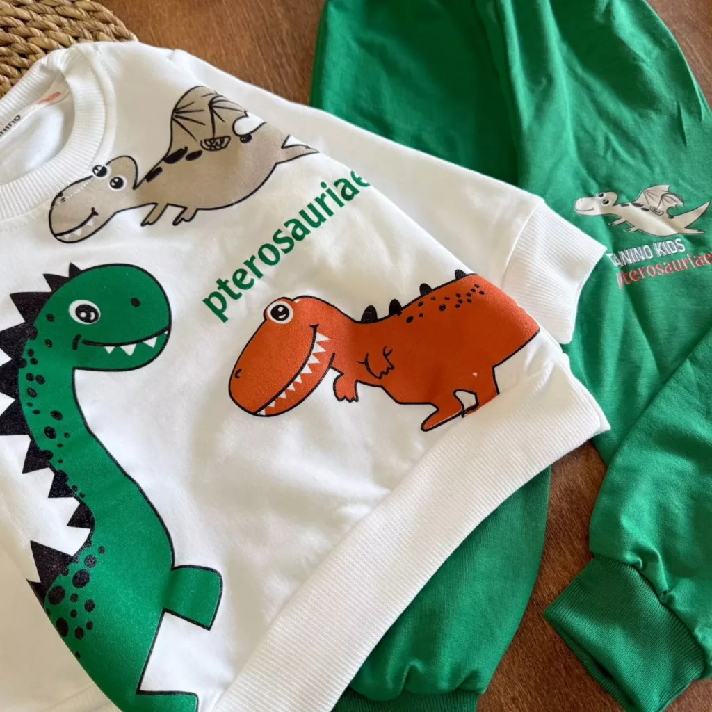 بلوز شلوار دایناسورها سایز ۳۵ تا ۴۵ کد ۵۳۲۲