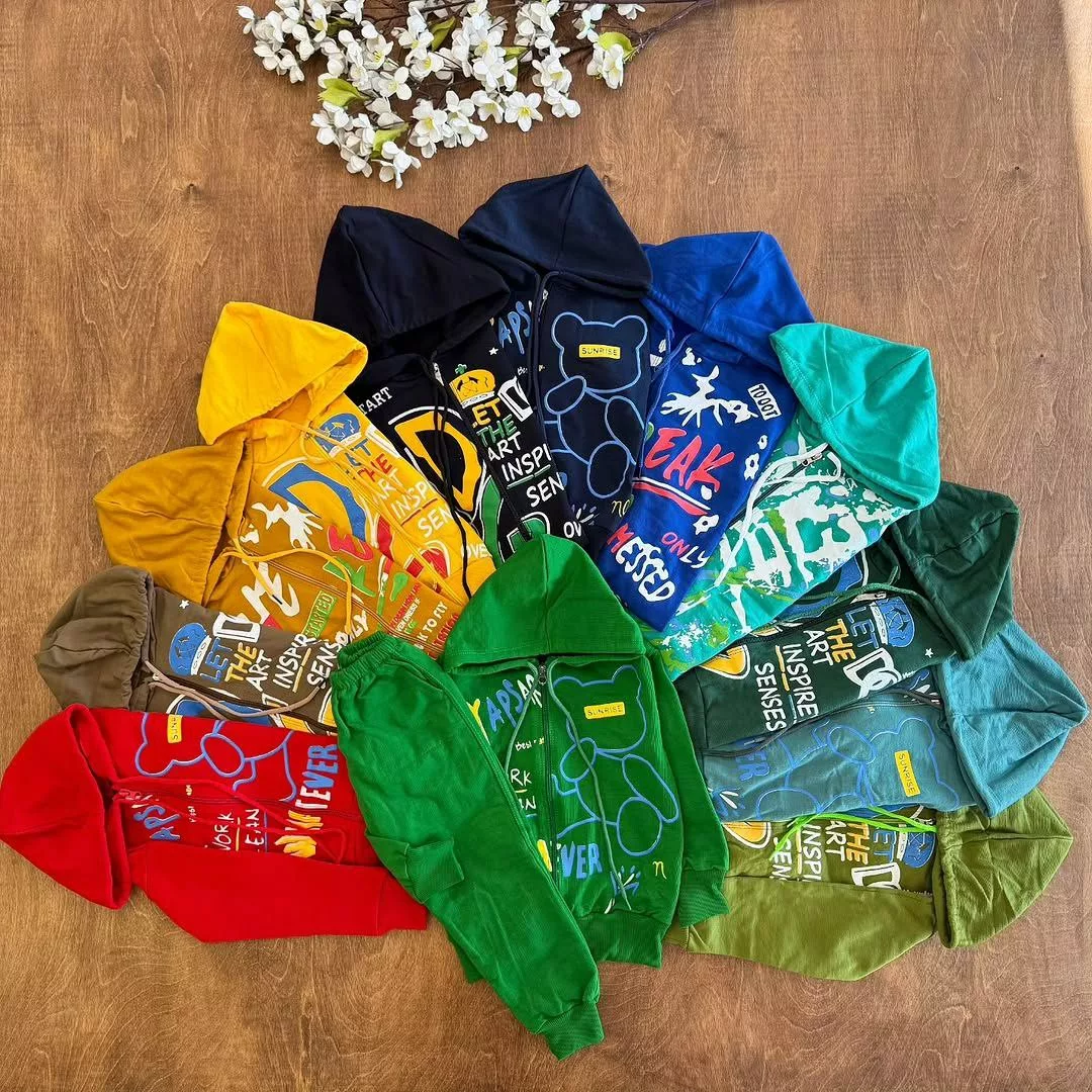 سویشرت شلوار حراجی طرح رندوم سایز ۴۰ تا ۵۵ کد ۵۳۳۵