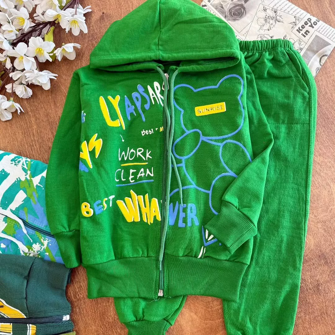 سویشرت شلوار حراجی طرح رندوم سایز ۴۰ تا ۵۵ کد ۵۳۳۵