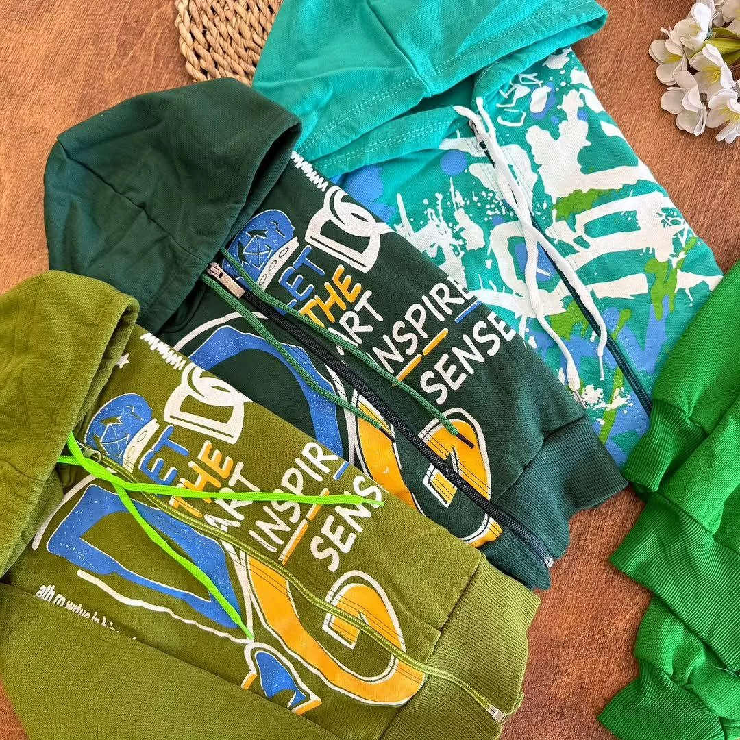 سویشرت شلوار حراجی طرح رندوم سایز ۴۰ تا ۵۵ کد ۵۳۳۵