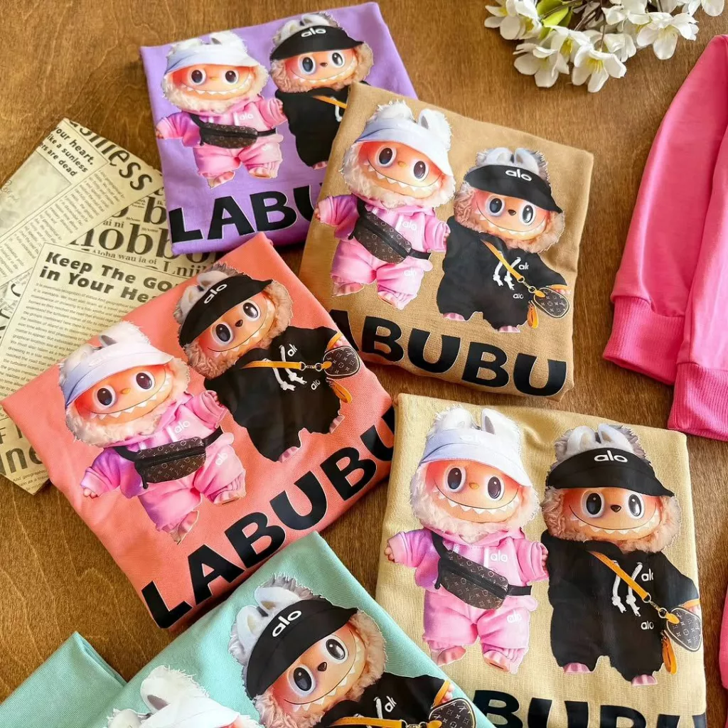 بلوز شلوار دو همراه لبوبویی Labubu سایز ۳۵،۴۰ کد ۵۳۳۹