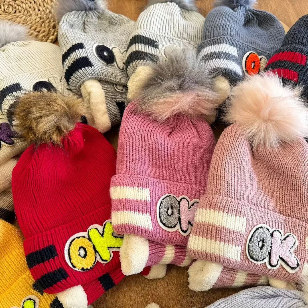 کلاه و شال گردنی طرح OK کد ۵۳۴۷