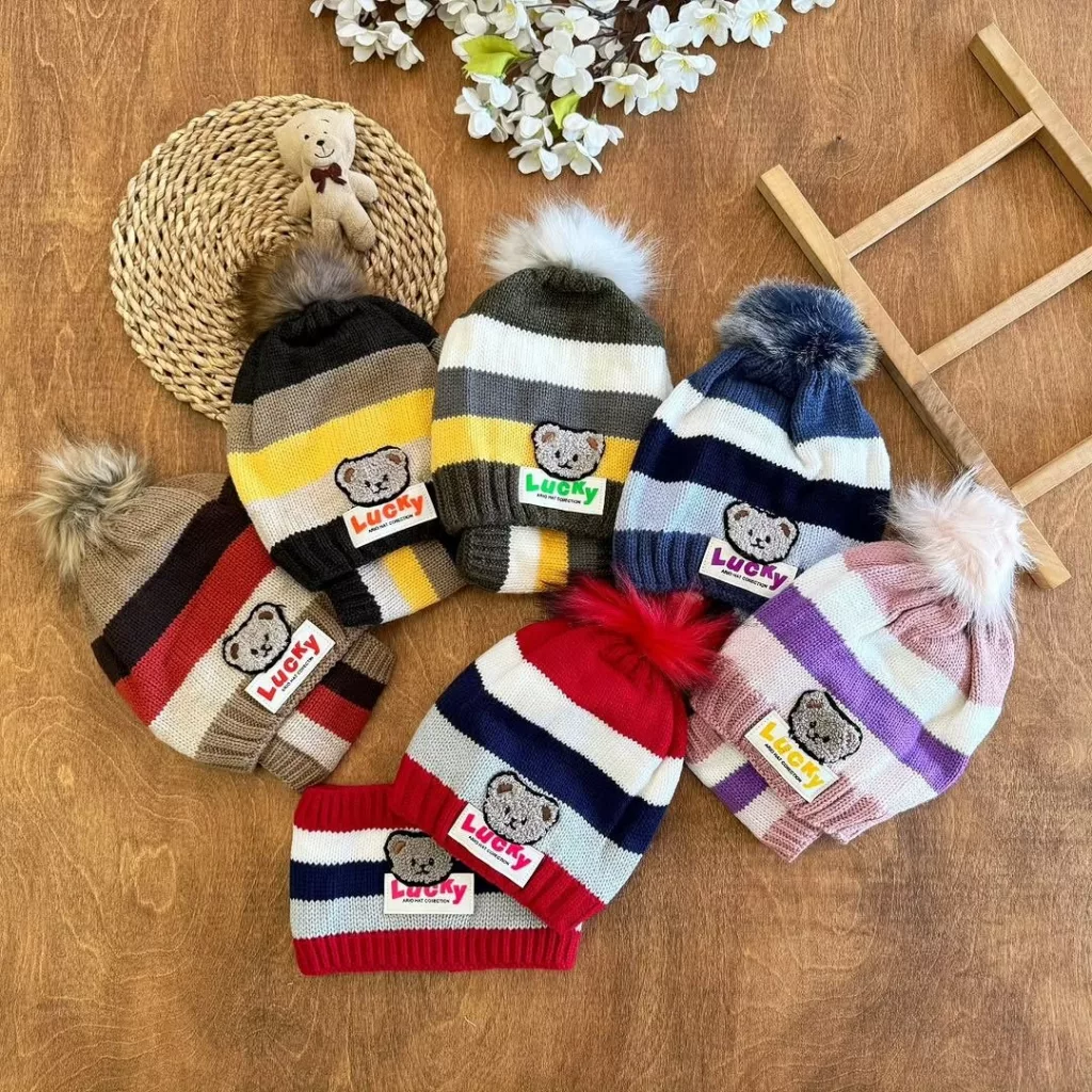 کلاه و شال گردنی راه راه Lucky کد ۵۳۴۹