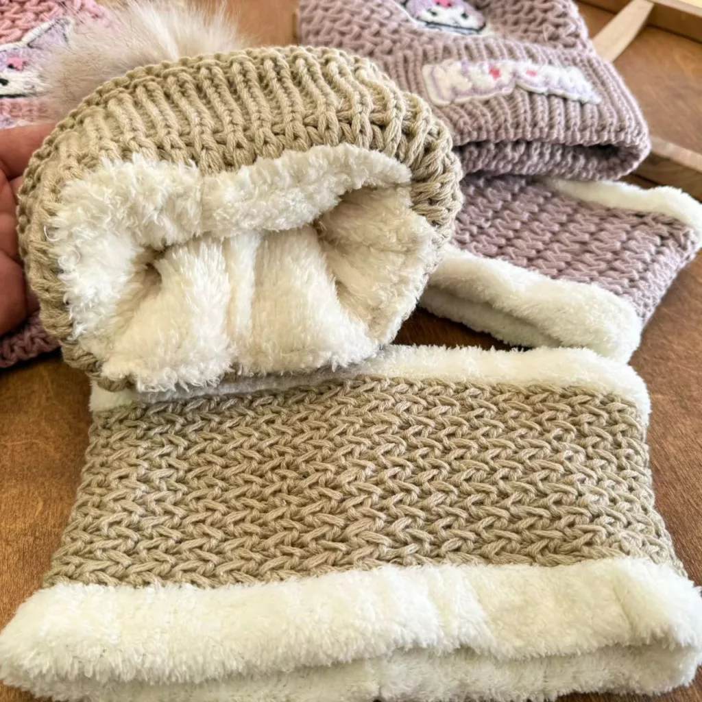 کلاه و شال گردنی خزدار کرومی کد ۵۳۵۰