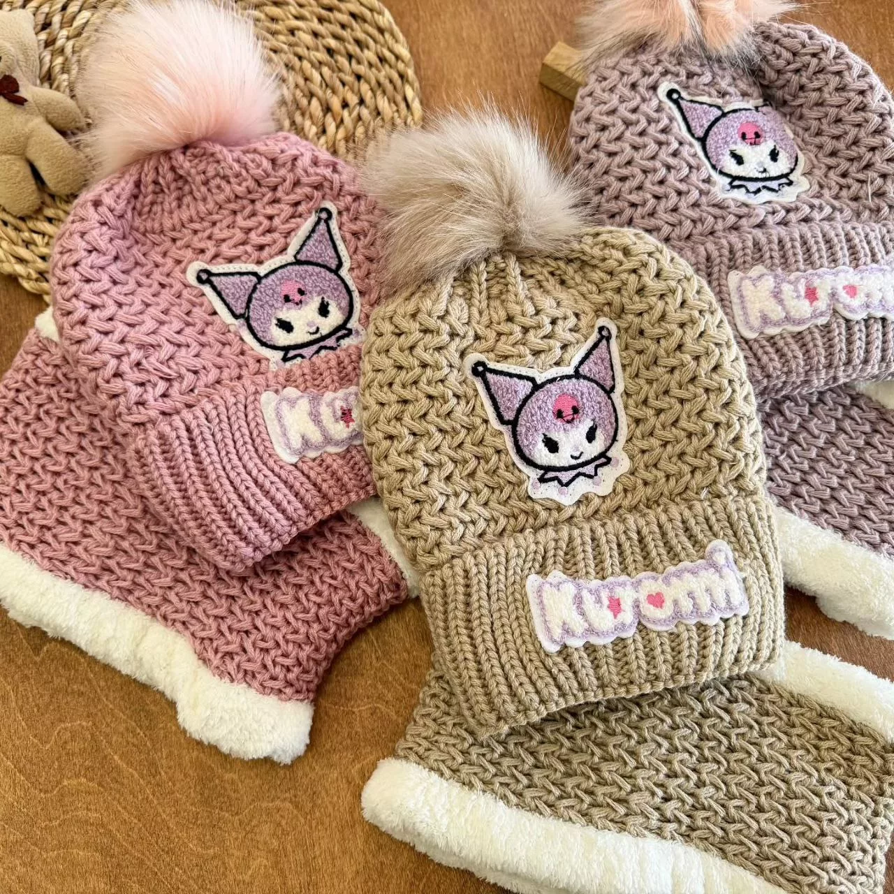 کلاه و شال گردنی خزدار کرومی کد ۵۳۵۰