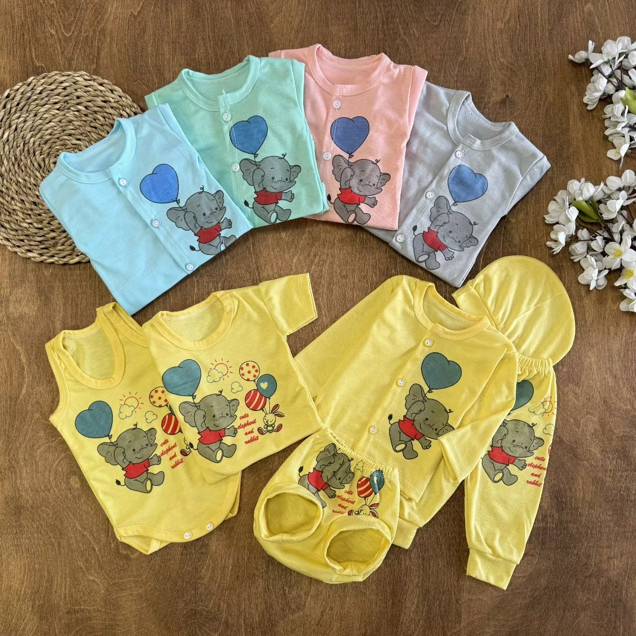 ست ۶ تکه نوزادی طرح فیل و خرگوش بادکنکی کد ۵۳۷۱