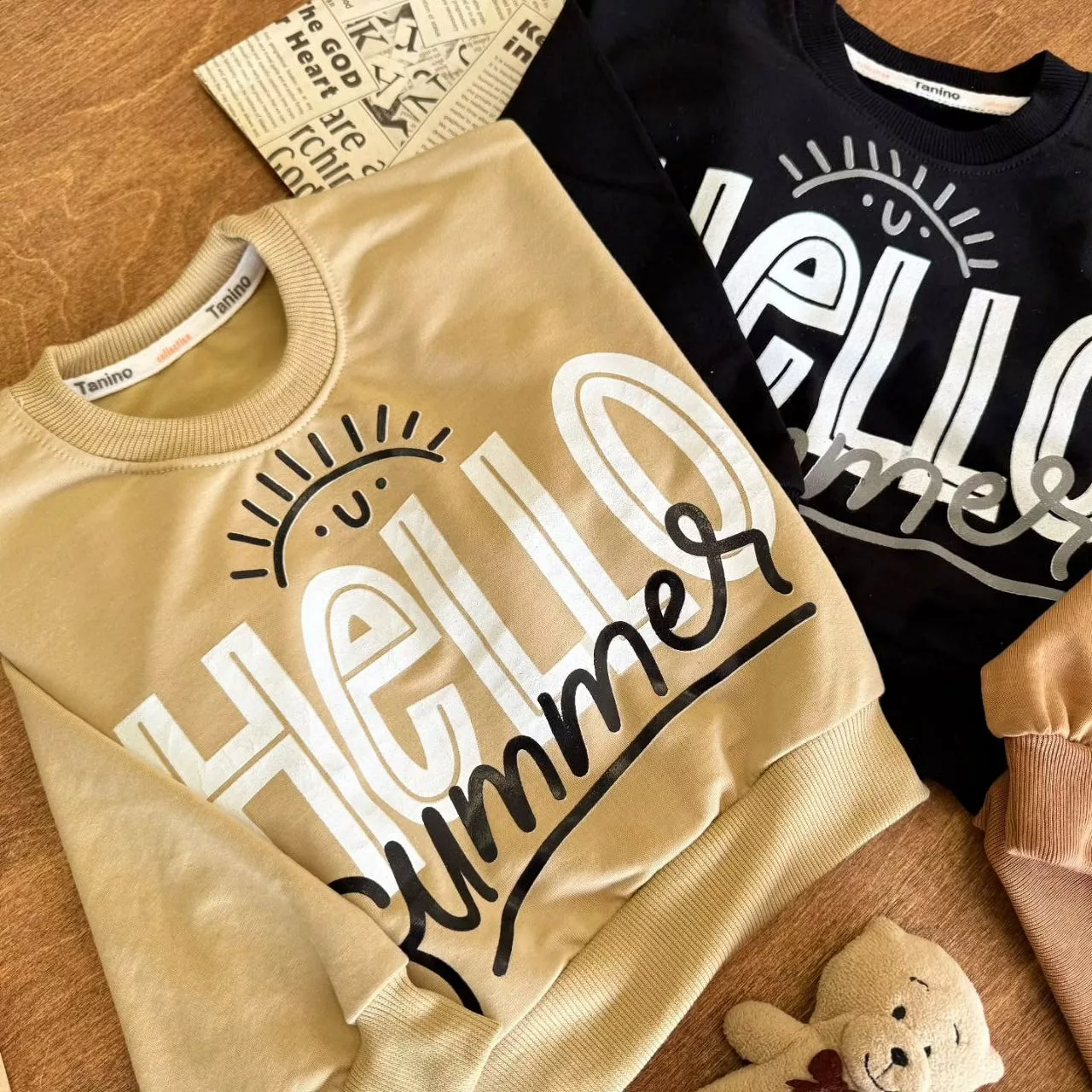 کراپ شلوار طرح Hello سایز ۴۵،۵۰ کد ۵۳۷۳