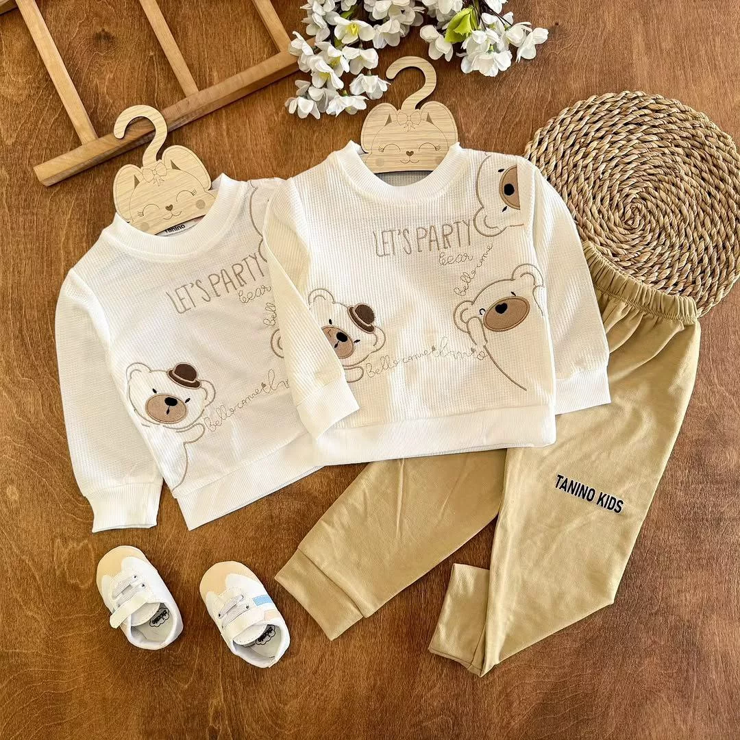 بلوز شلوار بیسکویتی lets party سایز ۳۵ تا ۴۵ کد ۵۳۹۰