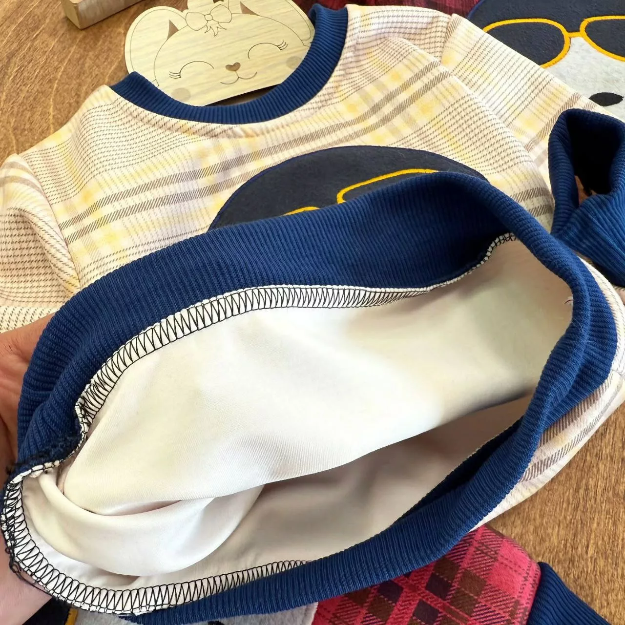 بلوز شلوار چارخونه سگ عینکی سایز ۳۵،۴۰ کد ۵۳۹۴