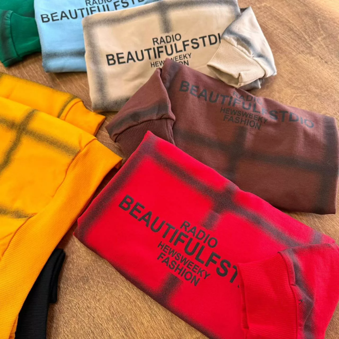 بلوز تک طرح مربع Radio سایز ۵۰،۵۵ کد ۵۳۹۵