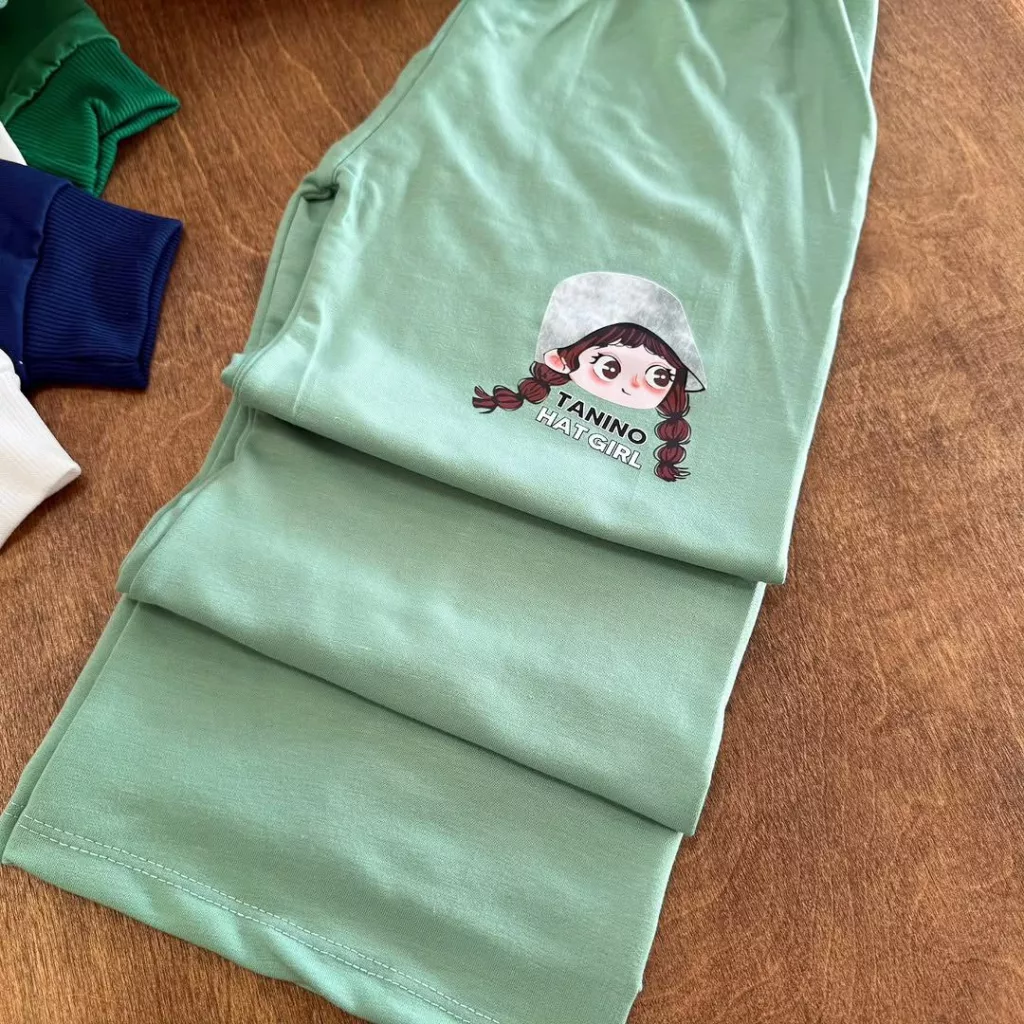 بلوز شلوار دختر کوچولوی کلاهدار hat girl سایز ۴۵ تا ۵۰ کد ۵۴۰۹