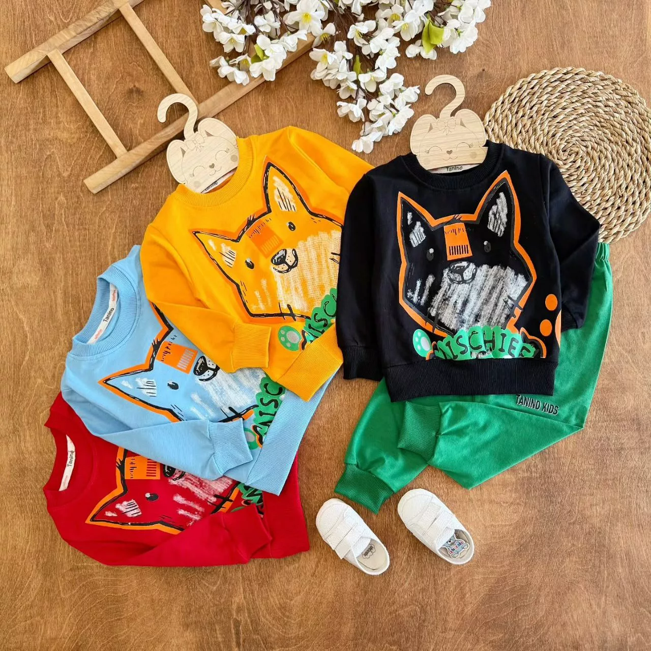 بلوز شلوار روباه سایز ۳۵ تا ۴۵ کد ۵۴۰۴