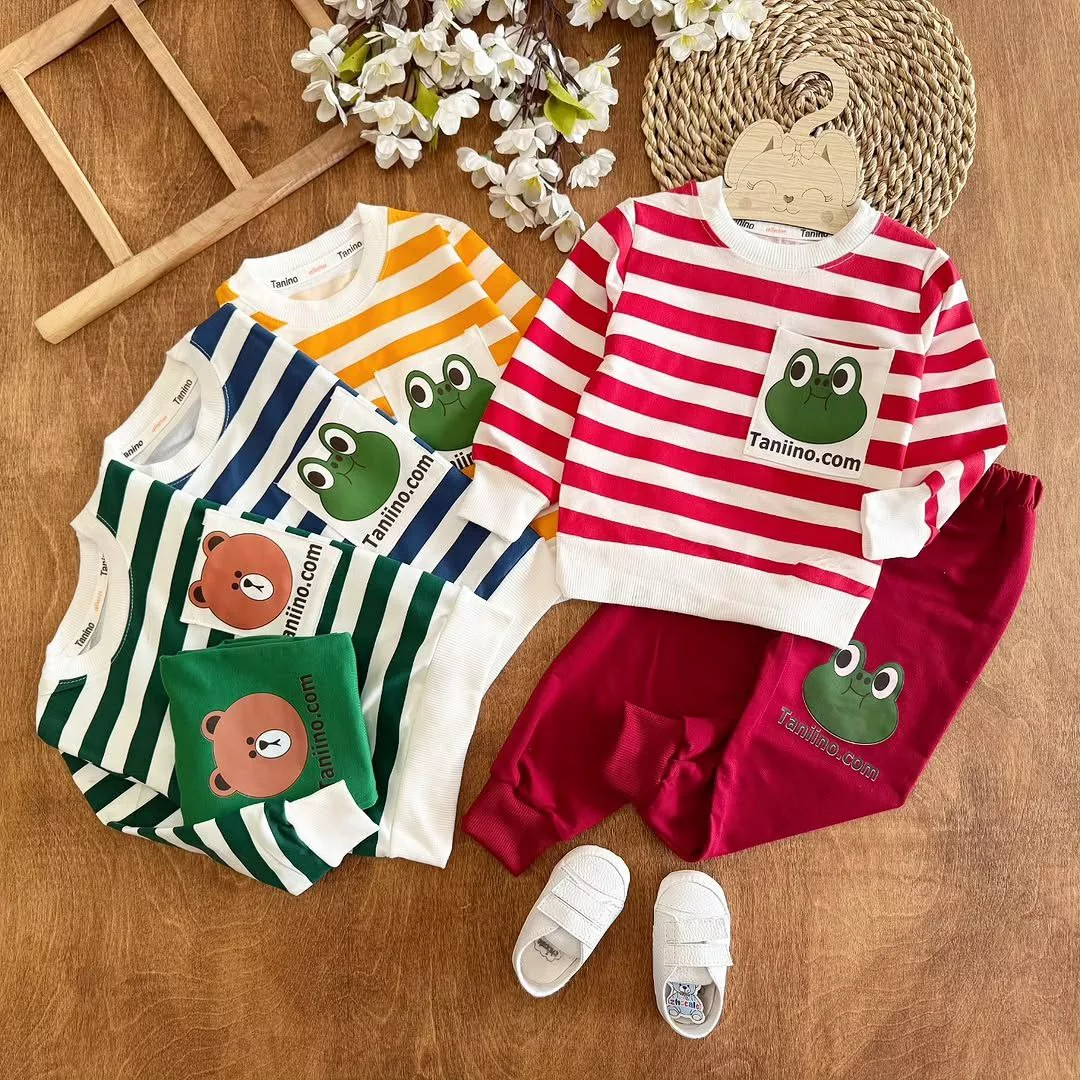 بلوز شلوار راه راه خرس و قورباغه سایز ۳۵ تا ۵۰ کد ۵۴۱۲