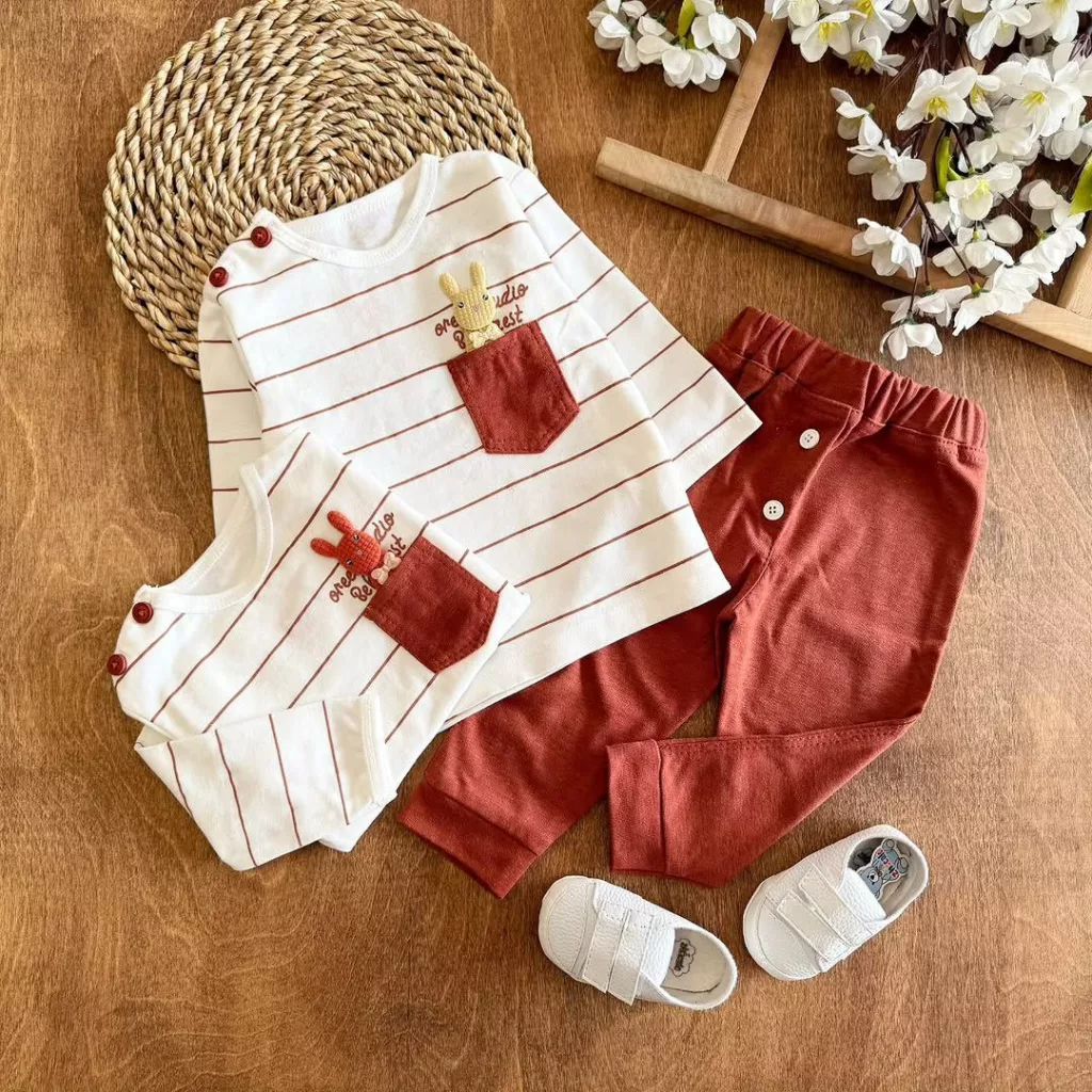 بلوز شلوار راه راه جیب دار خرگوش استیکری کد ۵۴۱۷