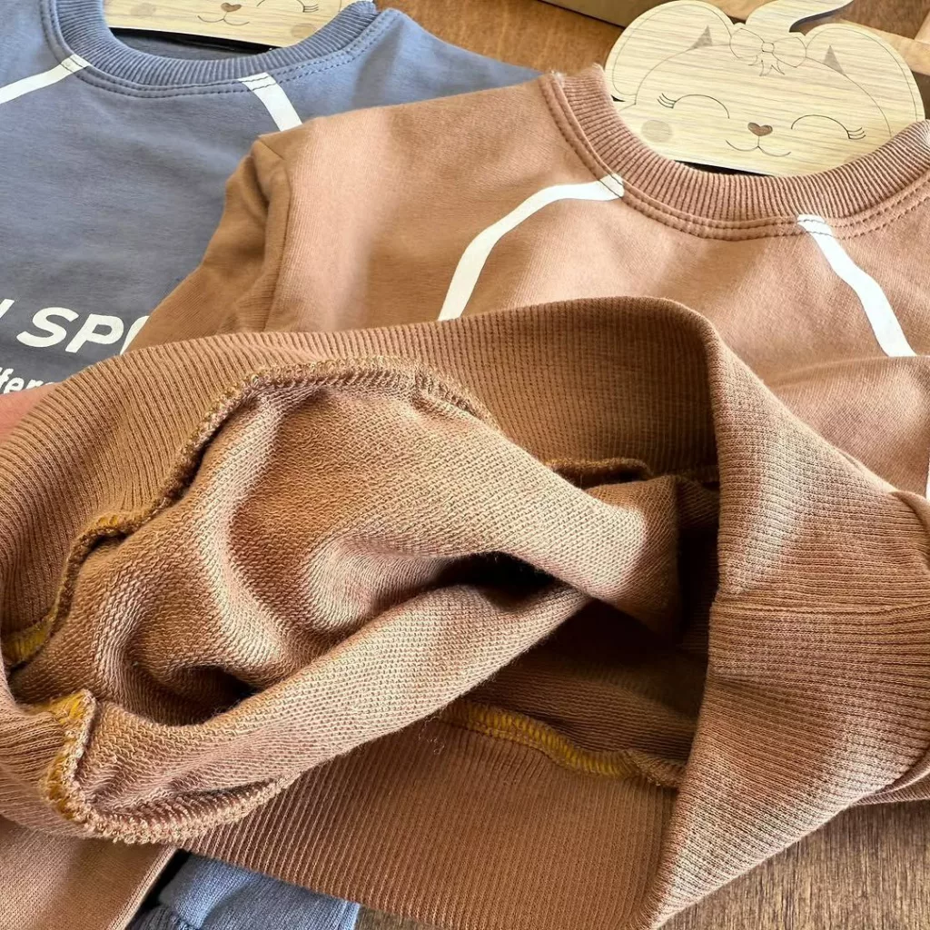 بلوز شلوار اسپرت طرح 28 سایز ۳۵ تا ۵۵ کد ۵۴۴۱