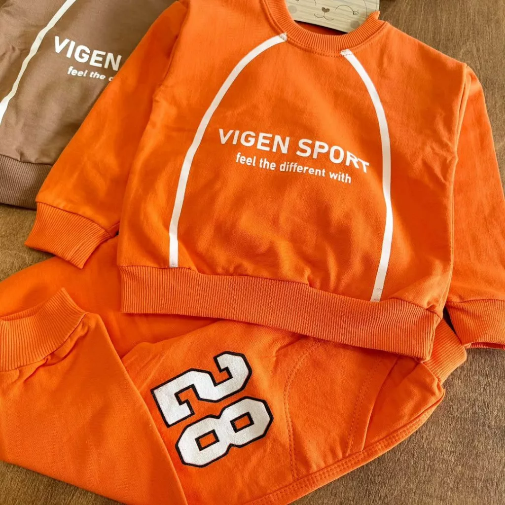 بلوز شلوار اسپرت طرح 28 سایز ۳۵ تا ۵۵ کد ۵۴۴۱