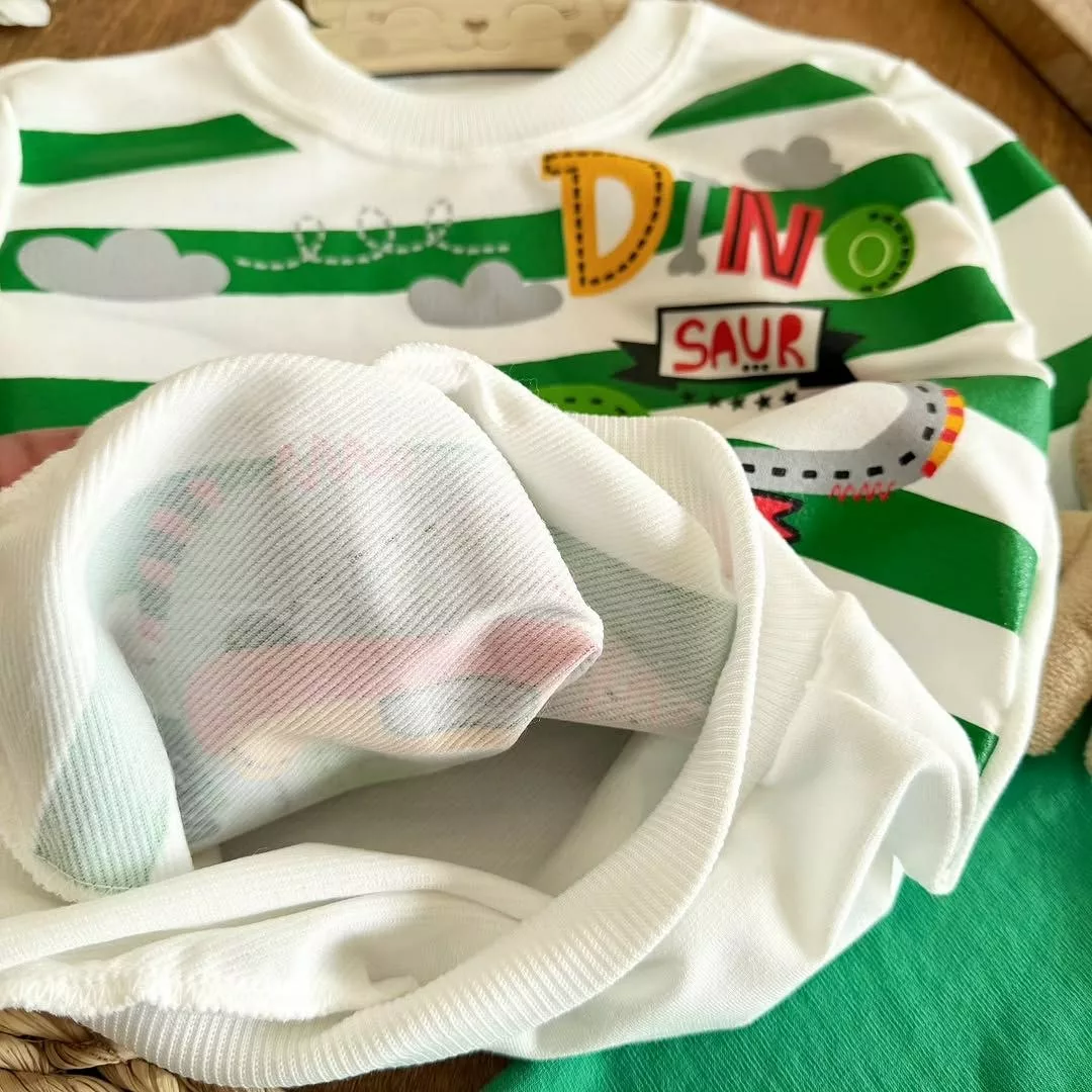 بلوز شلوار دایناسور و مسابقه رالی سایز ۴۰،۴۵ کد ۵۴۵۰