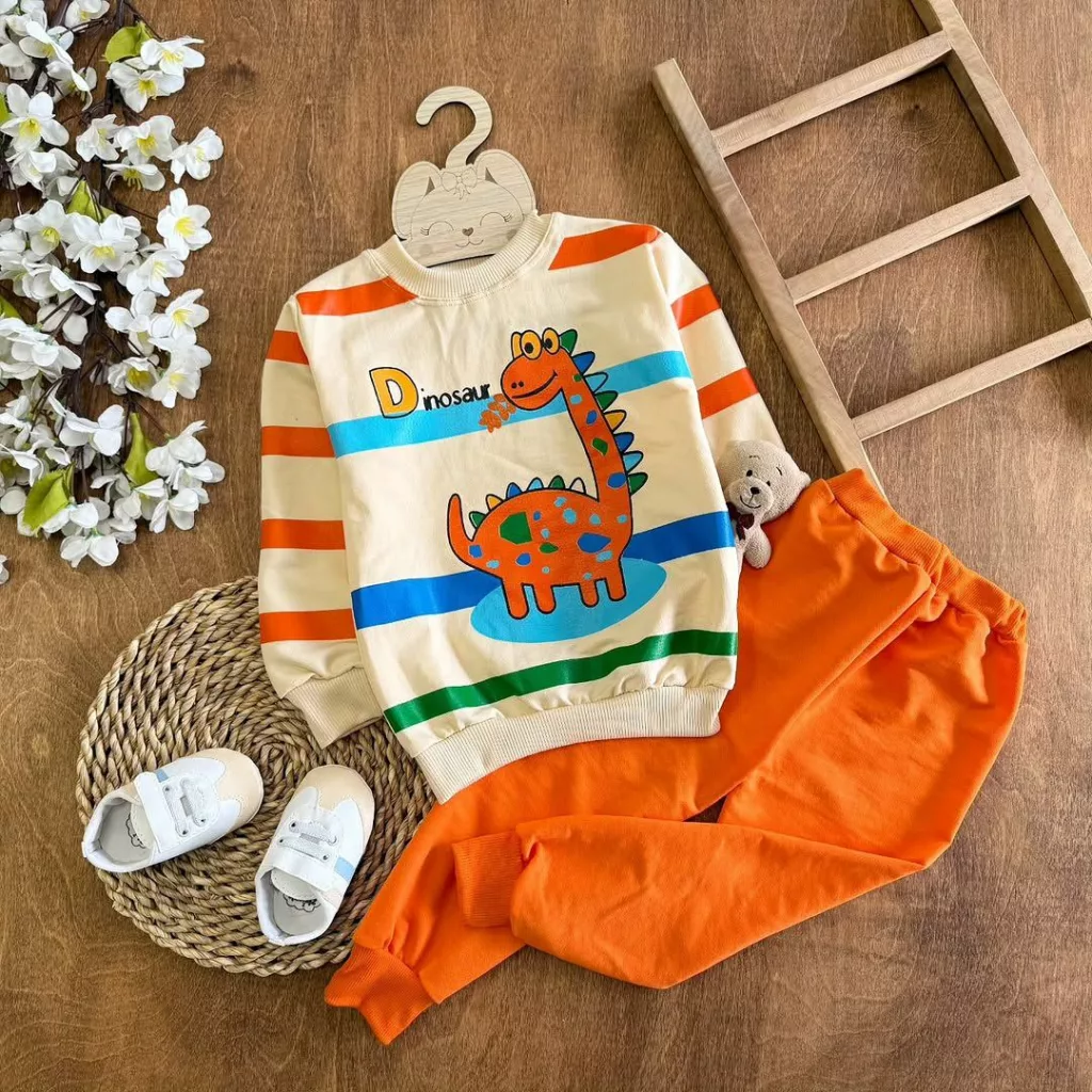 بلوز شلوار دایناسور نارنجی سایز ۴۰،۴۵ کد ۵۴۵۱