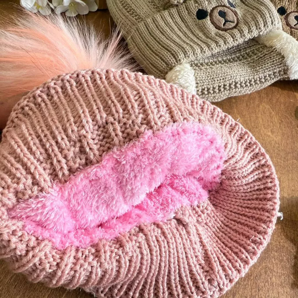 کلاه و شال گردنی گوش دار بافتنی‌کد ۵۴۷۱