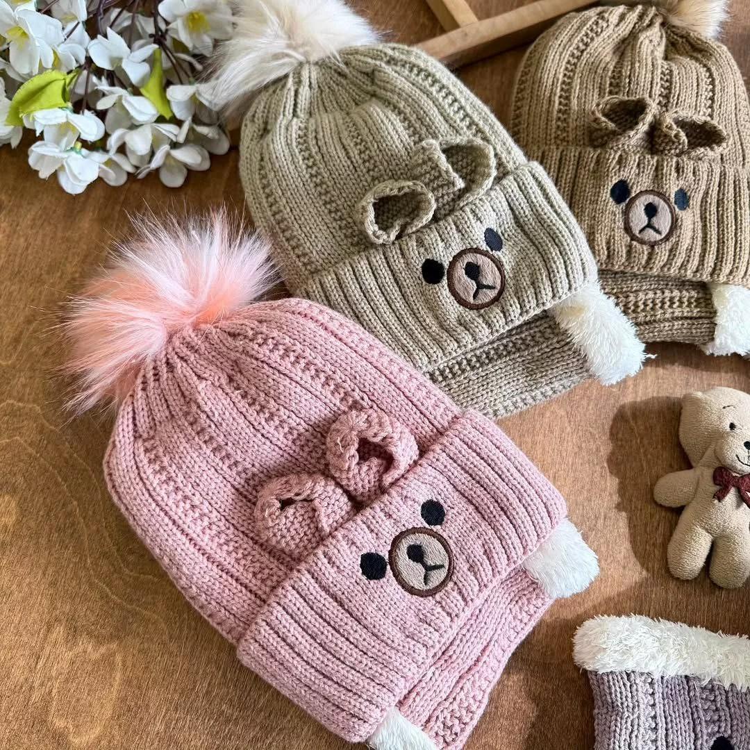 کلاه و شال گردنی گوش دار بافتنی‌کد ۵۴۷۱