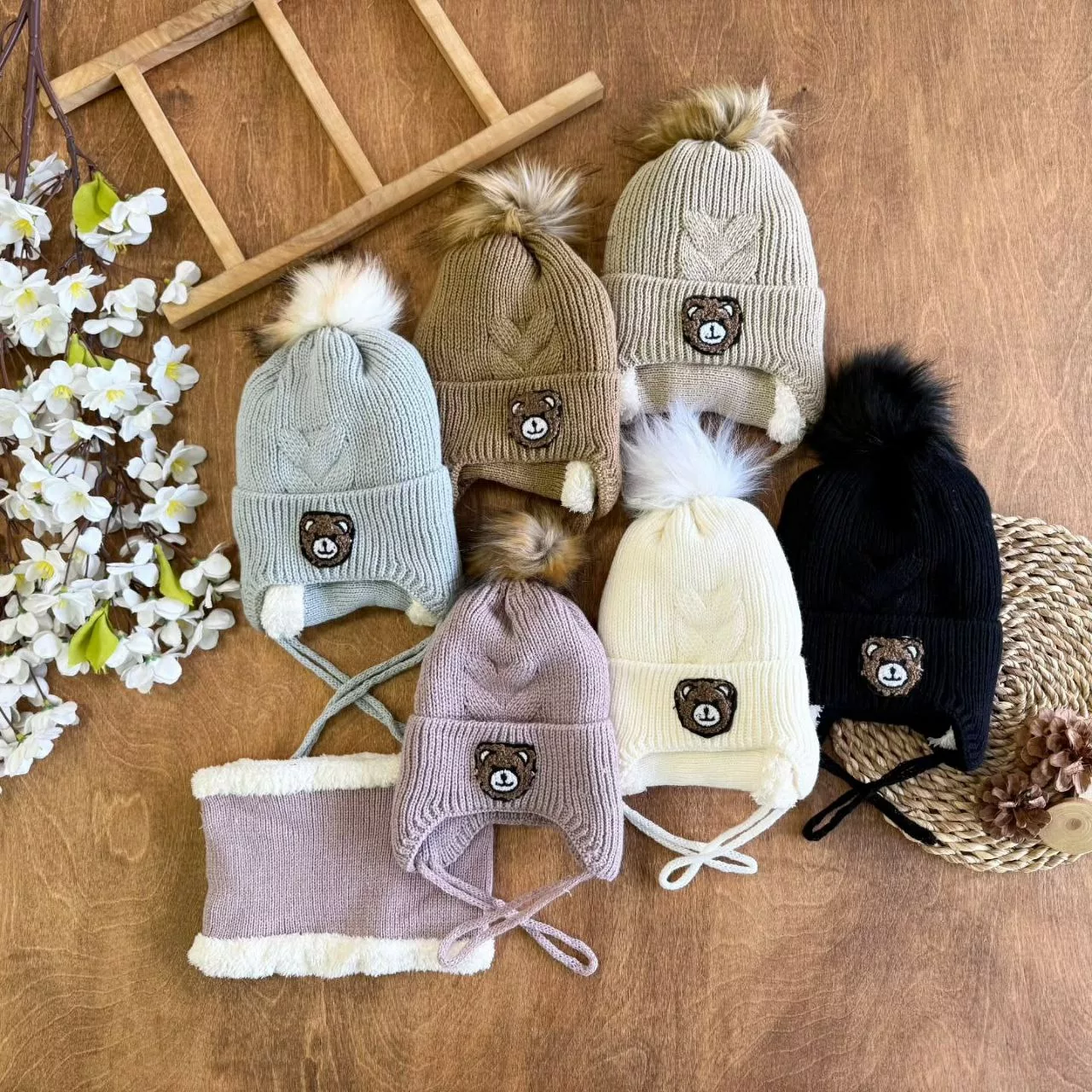 کلاه و شال گردنی خرس بنددار کد ۵۴۷۳