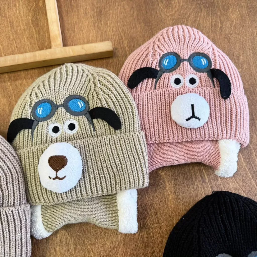 کلاه و شال گردنی سگ دماغدار عینکی کد ۵۴۷۶