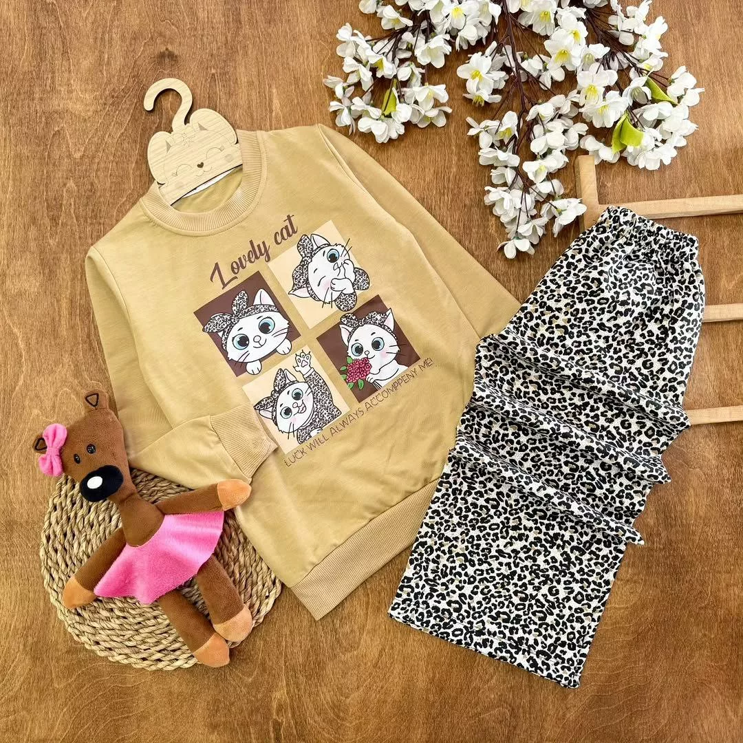 بلوز شلوار گربه پاپیونی پلنگی lovely cat سایز ۵۰ تا ۶۰ کد ۵۴۸۵