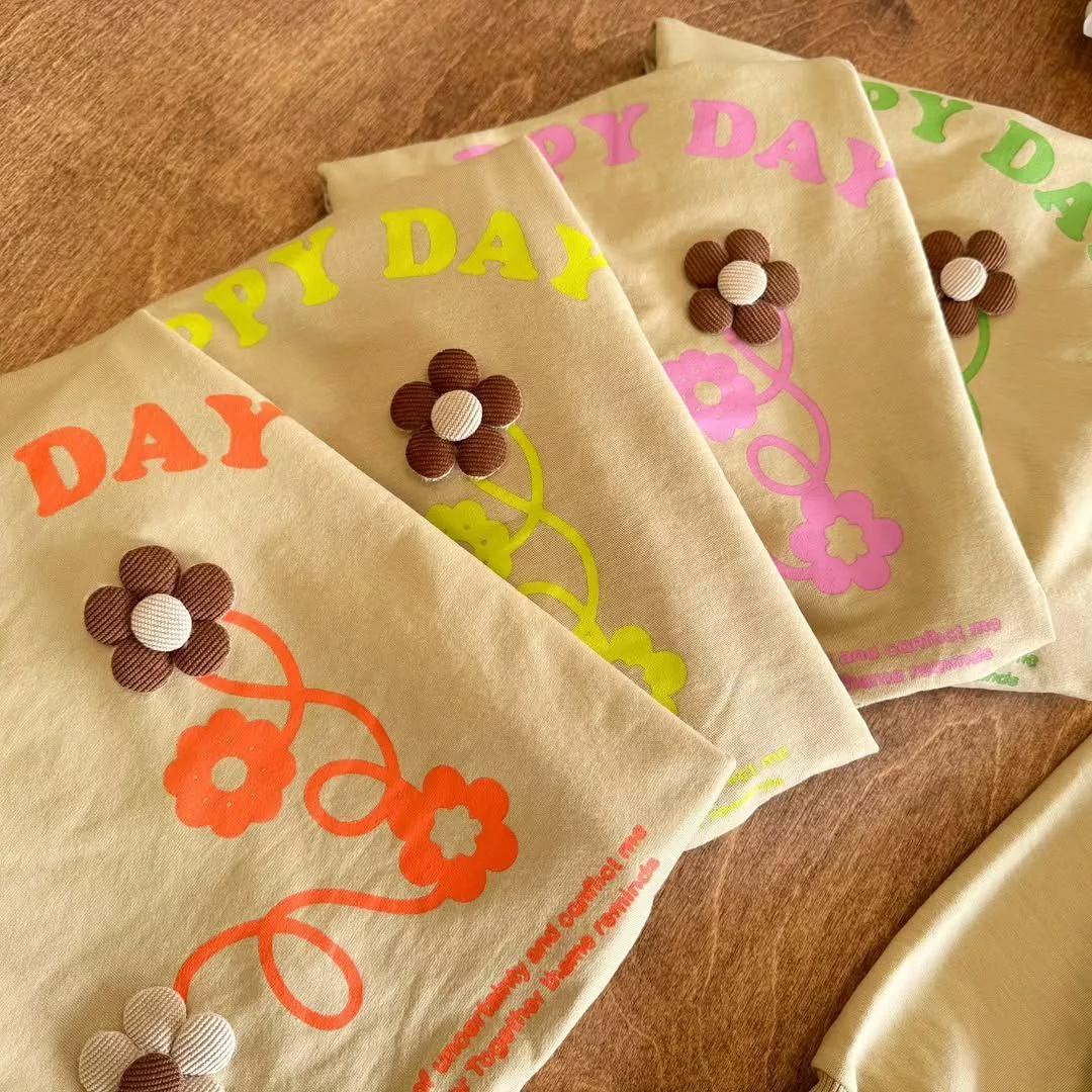 بلوز شلوار کتان دو گل برجسته happy day سایز ۴۰،۴۵ کد ۵۴۸۶