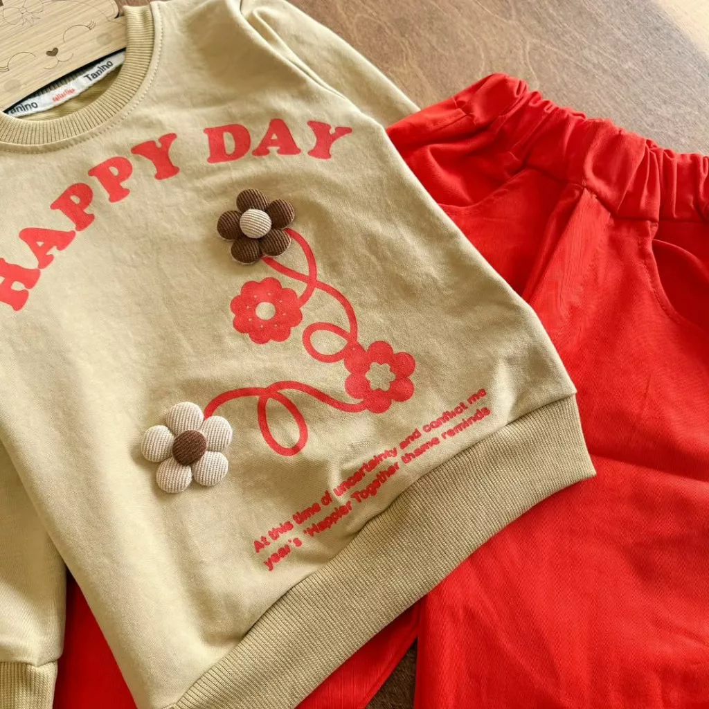 بلوز شلوار کتان دو گل برجسته happy day سایز ۴۰،۴۵ کد ۵۴۸۶