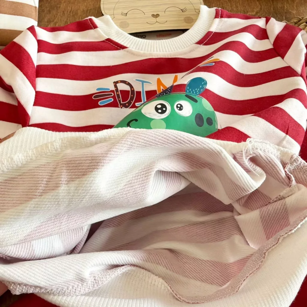 سایز ۴۵: قد بلوز ۴۴ پهنا ۳۳ قد شلوار ۶۲ فاق ۲۲